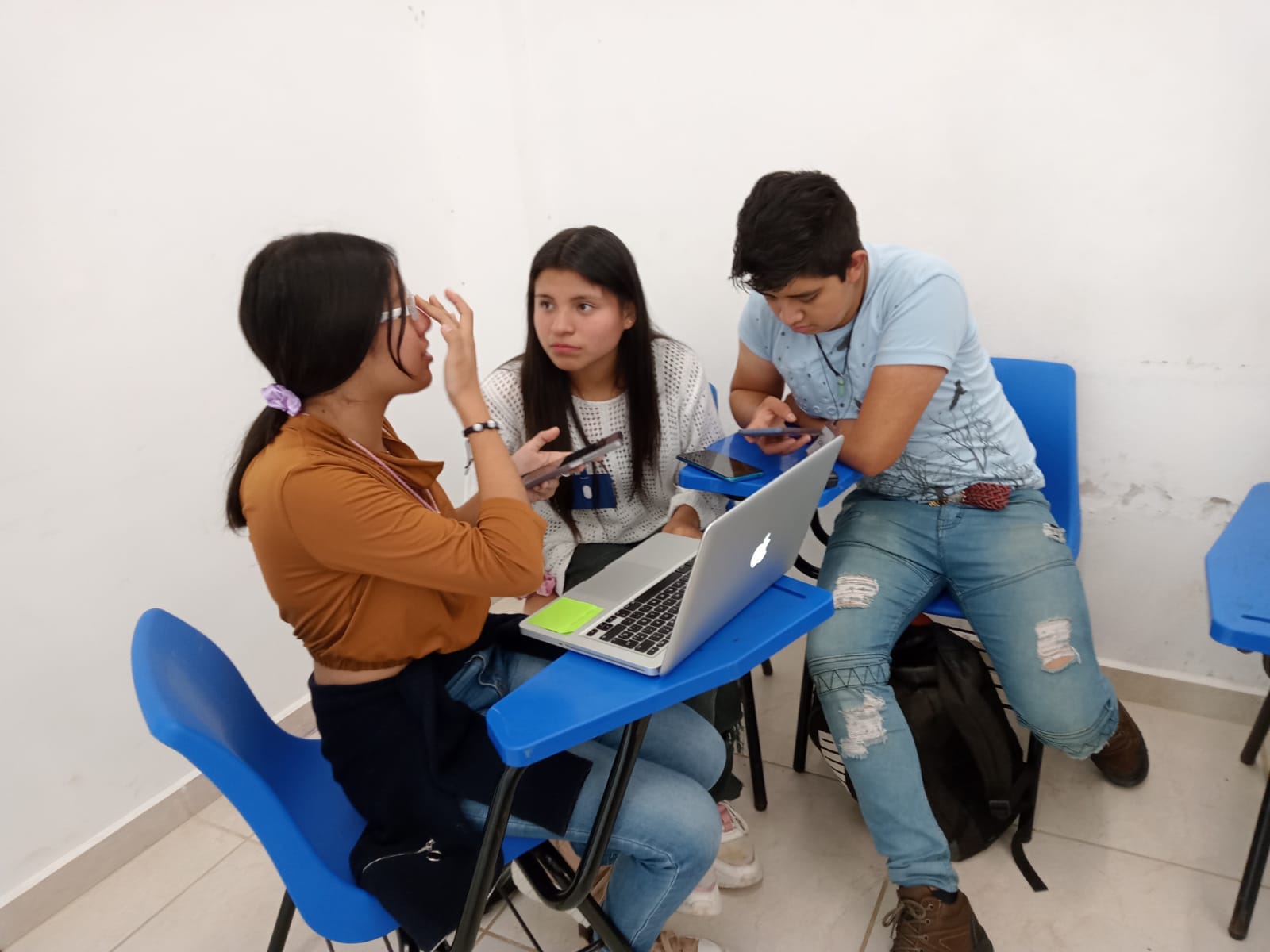 Testimonios — foto 1